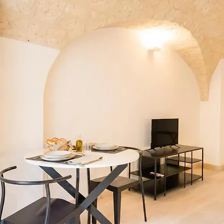Palazzo Della Torre 004 - Historical Modern Appartement *