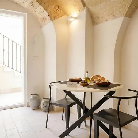 Palazzo Della Torre 004 - Historical Modern Апартаменты